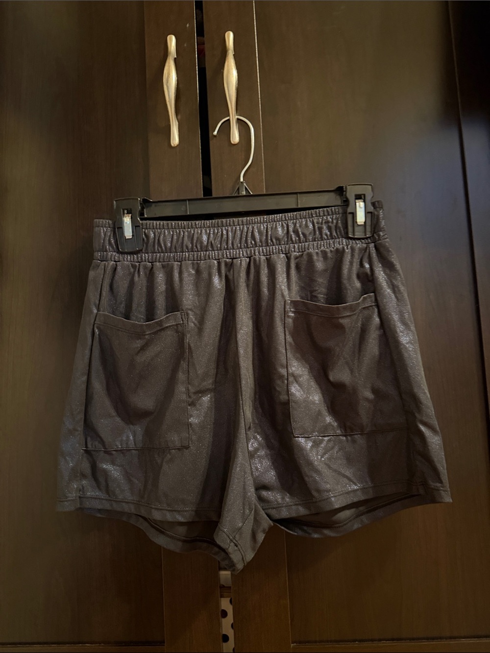 HALARA Women's Shimmery Black Elastic-Waist Shorts